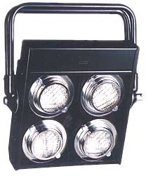 Audience Blinder 4 x 650W